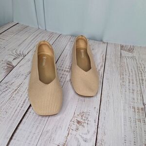 Vivaia Women's Margot 2.0 Square Toe V Cut Flats Almond Beige 37.5 US 7W Shoes